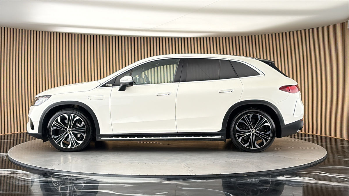 Mercedes-Benz EQE Image 15