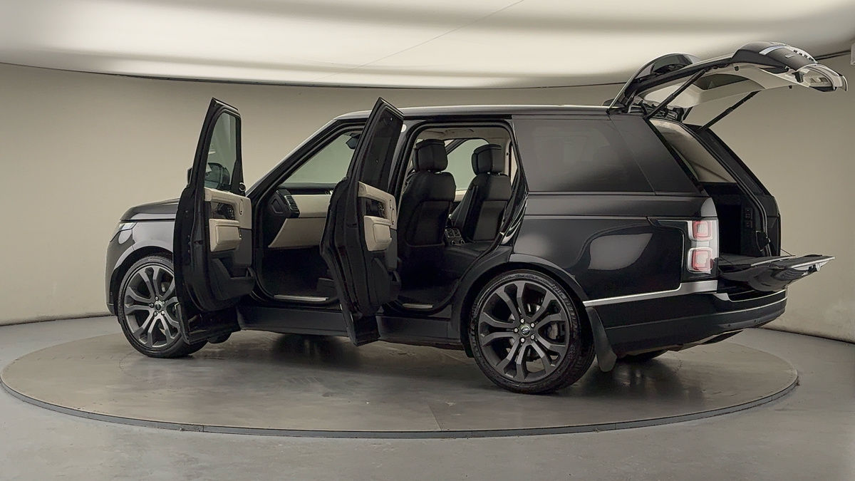 More views of Land Rover Range Rover