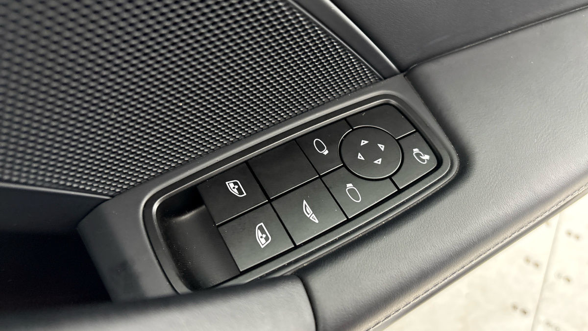 Porsche 911 Image 28