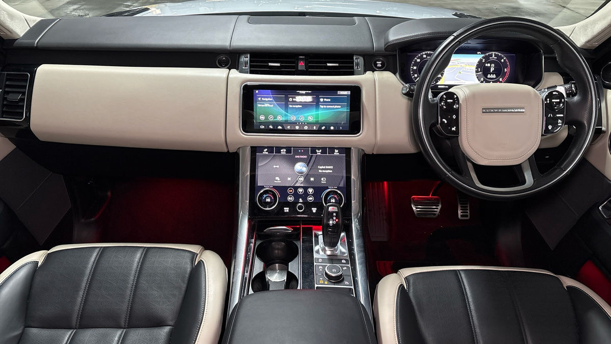 Land Rover Range Rover Sport Image 12