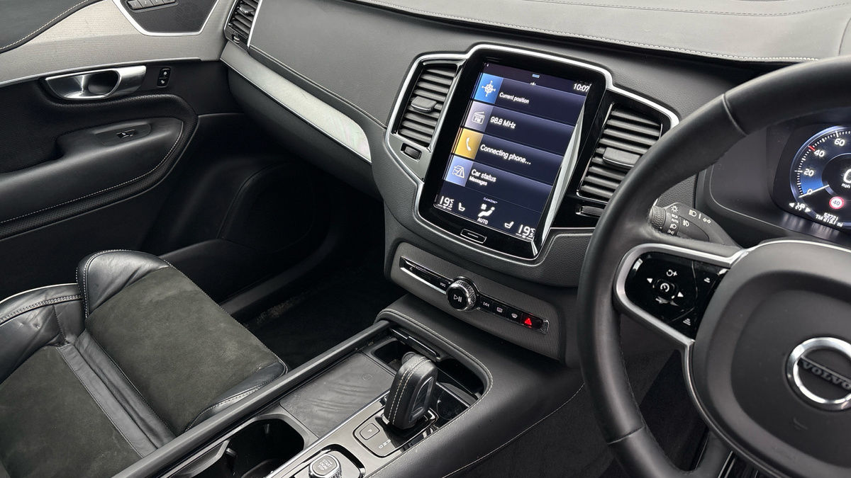 Volvo XC90 Image 18