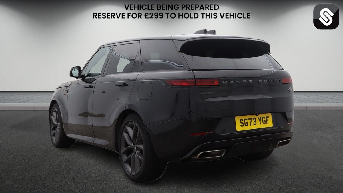 Land Rover Range Rover Sport Image 3