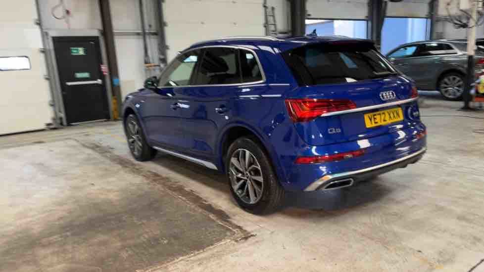 More views of Audi Q5