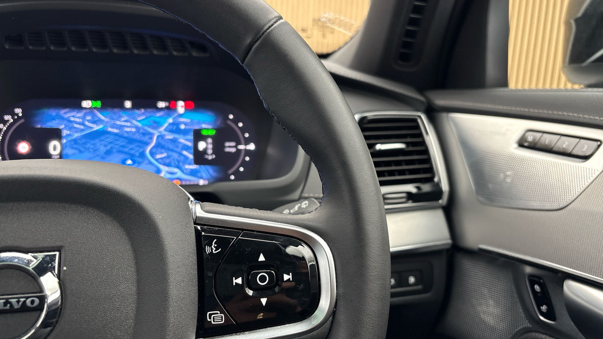 Volvo XC90 Image 14