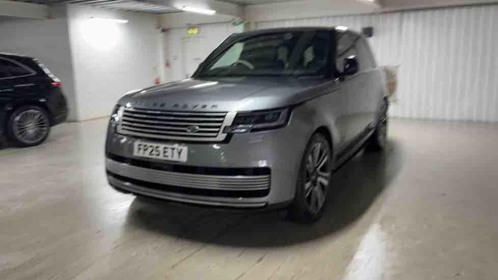 More views of Land Rover Range Rover