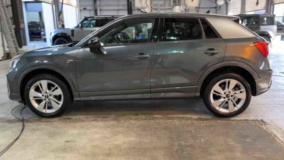 More views of Audi Q2