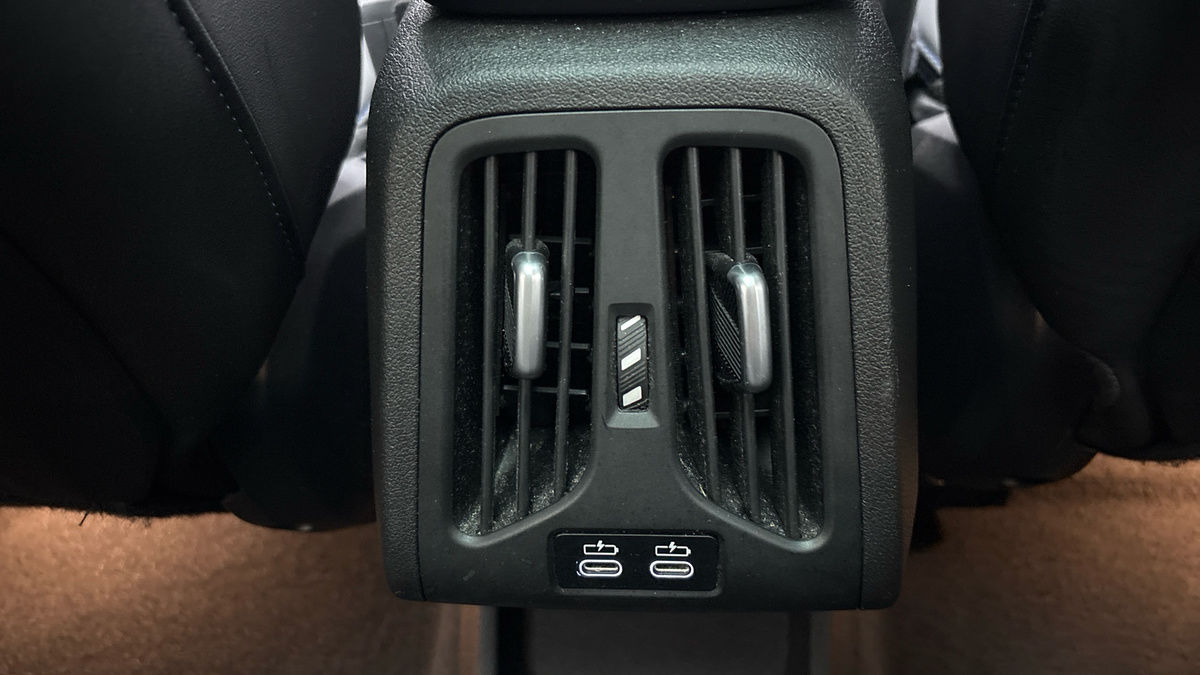 BMW iX2 Image 28