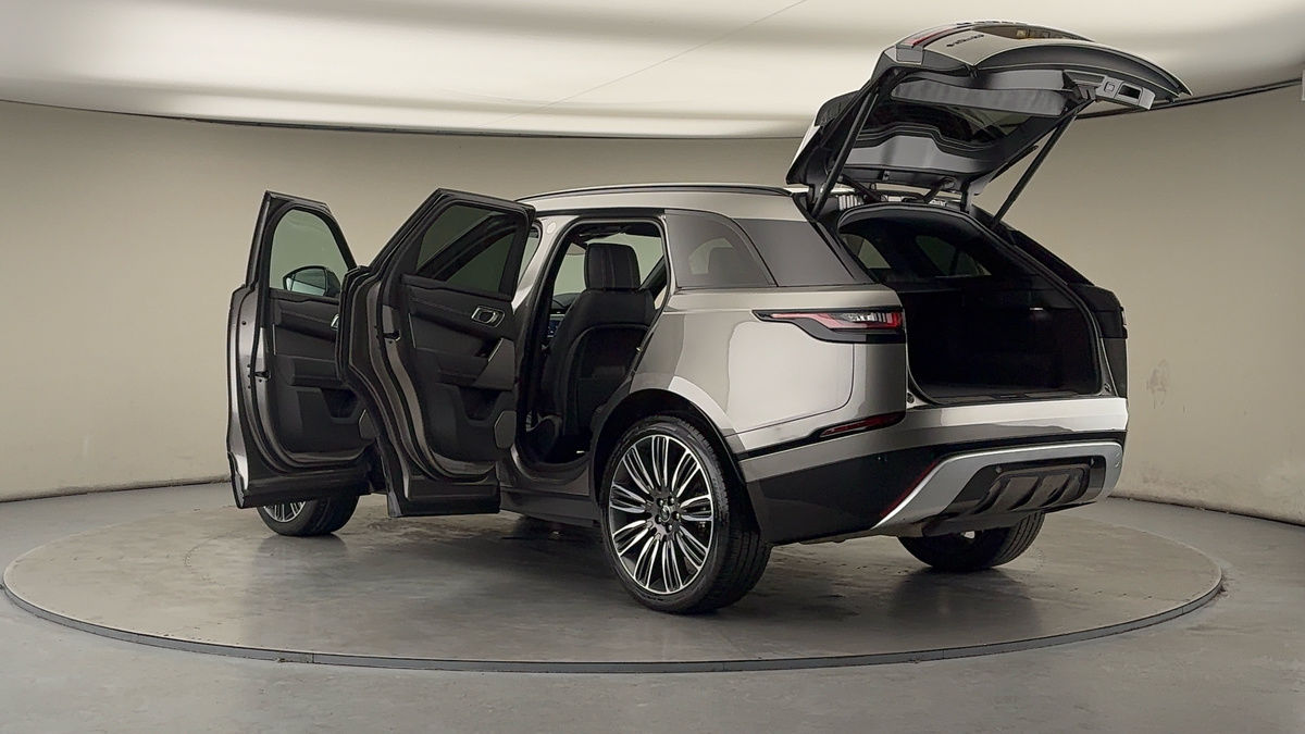 More views of Land Rover Range Rover Velar