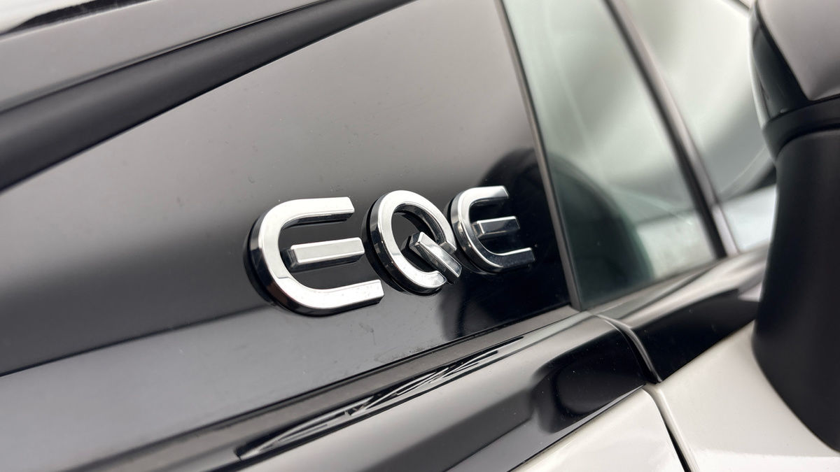 Mercedes-Benz EQE Image 31
