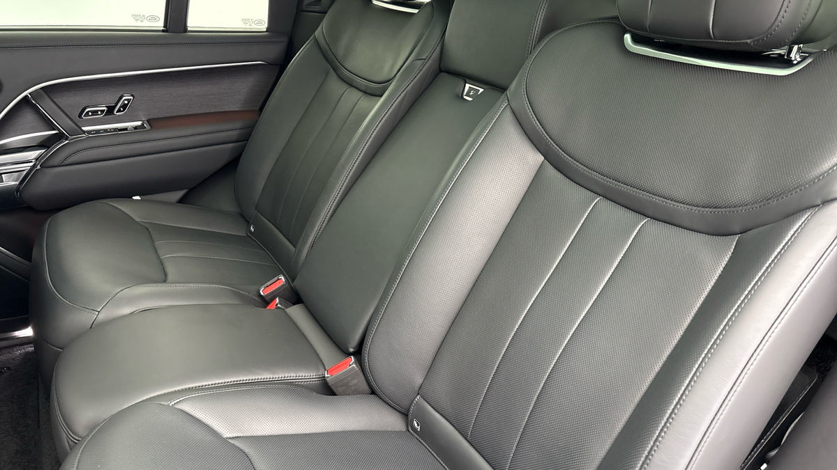 Land Rover Range Rover Image 8