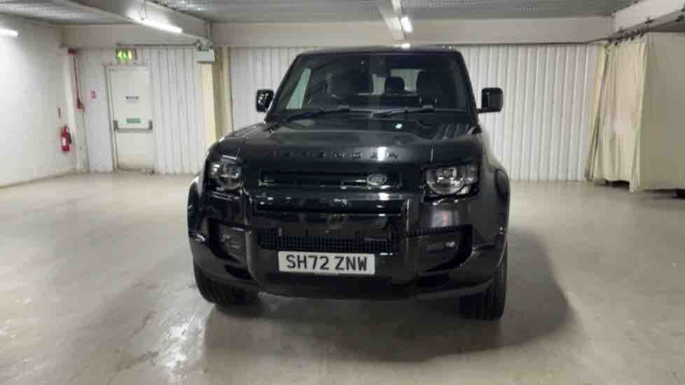More views of Land Rover Defender 90