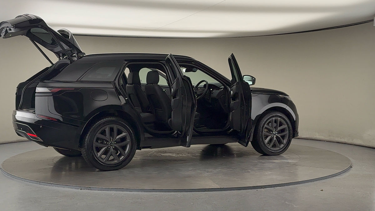 More views of Land Rover Range Rover Velar