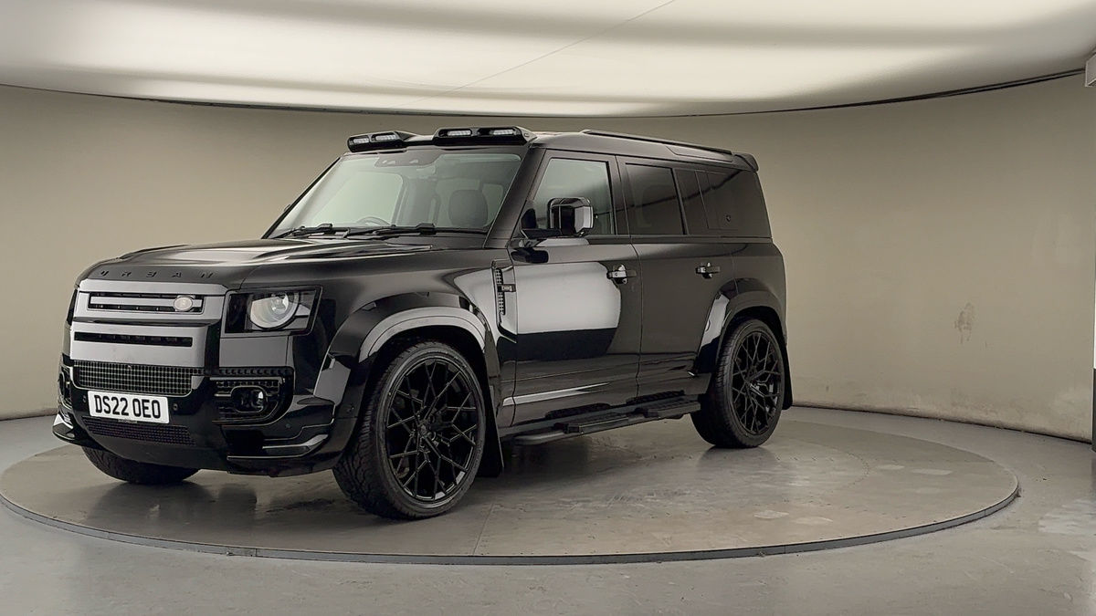 More views of Land Rover Defender 110