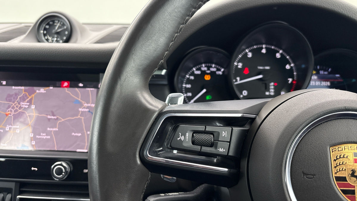 Porsche Macan Image 13