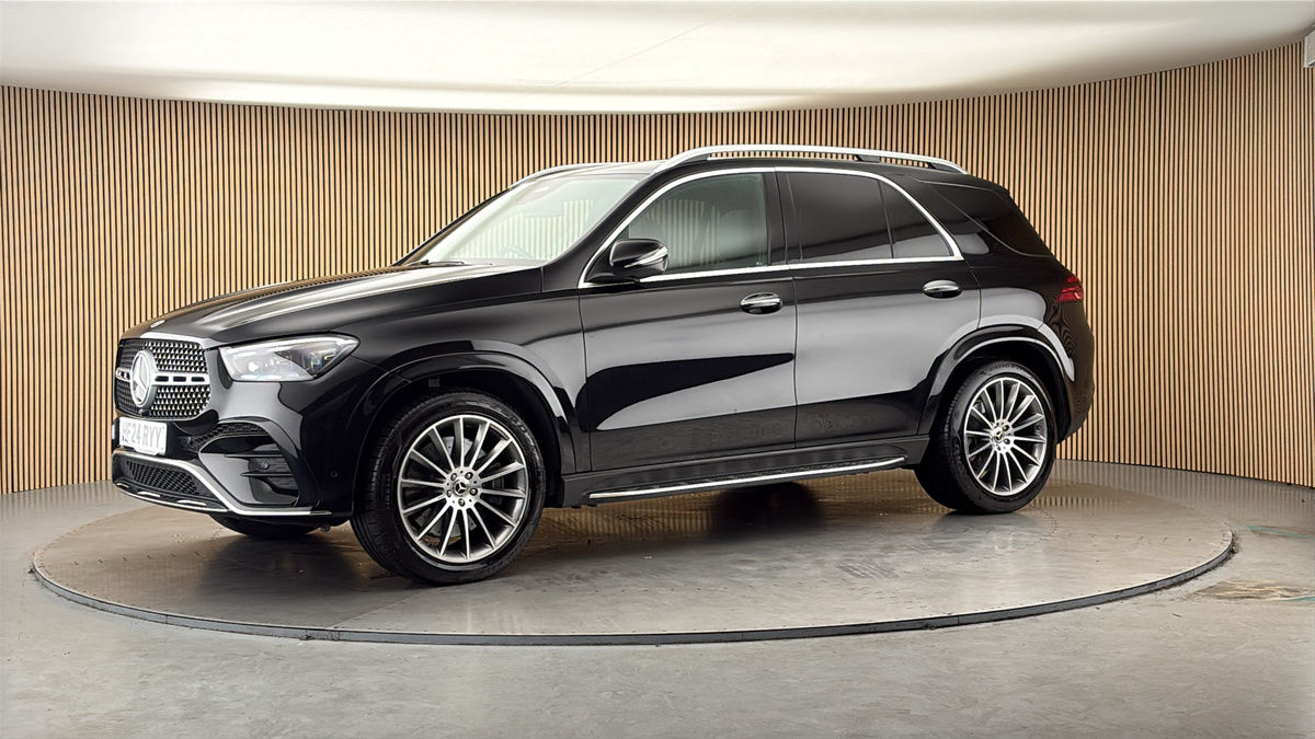 More views of Mercedes-Benz GLE