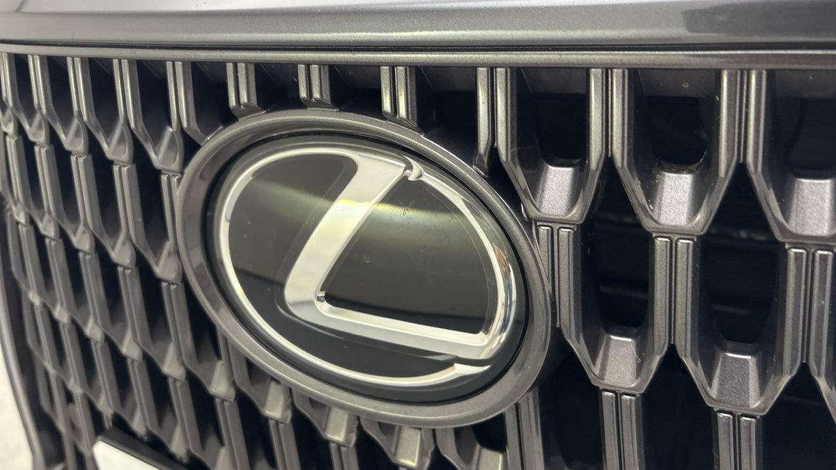 Lexus NX Image 24
