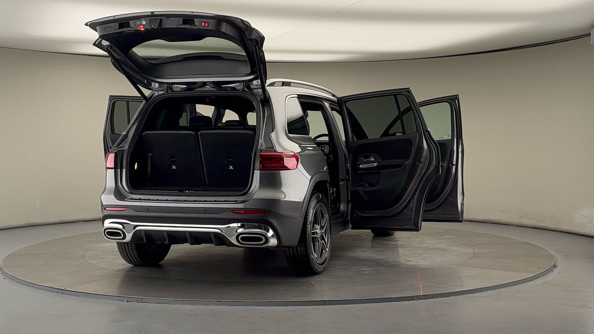 More views of Mercedes-Benz GLB