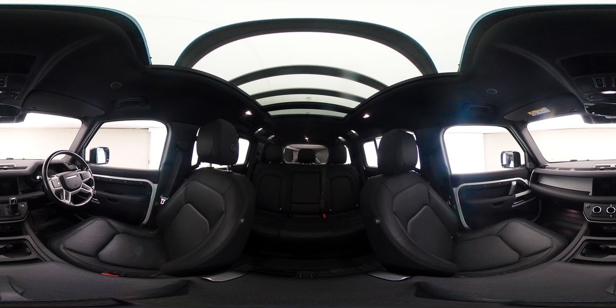 More views of Land Rover Defender 110