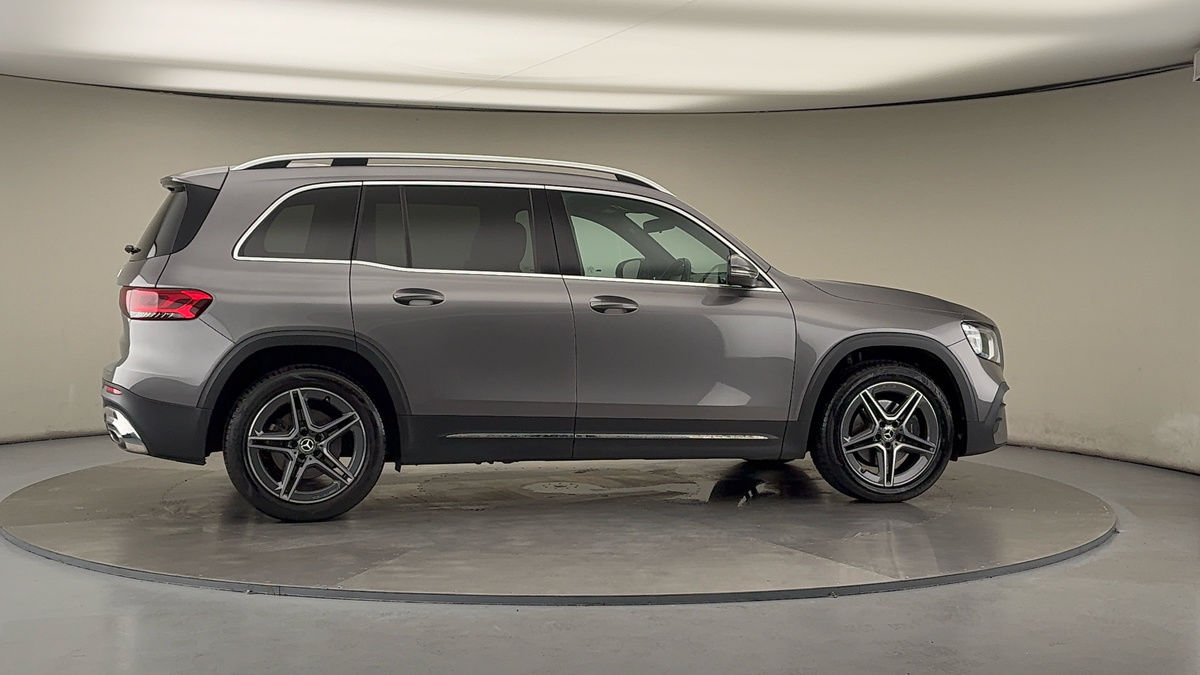 More views of Mercedes-Benz GLB