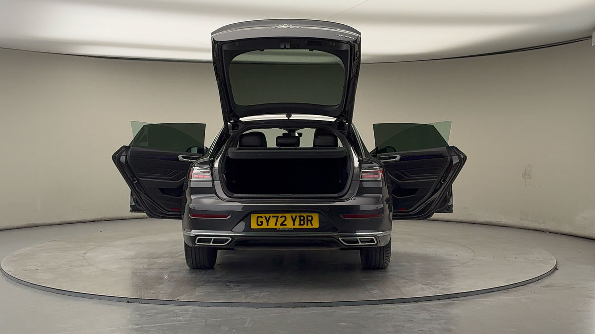 More views of Volkswagen Arteon