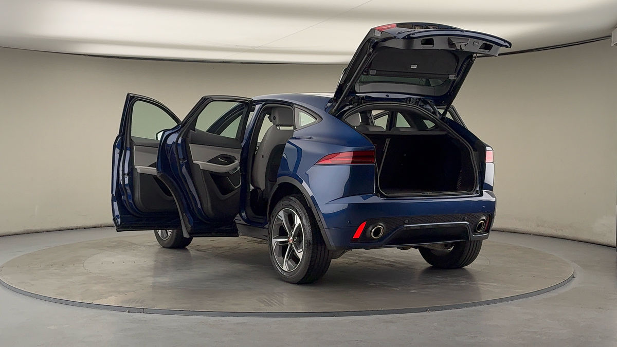 Jaguar E-PACE Image 23