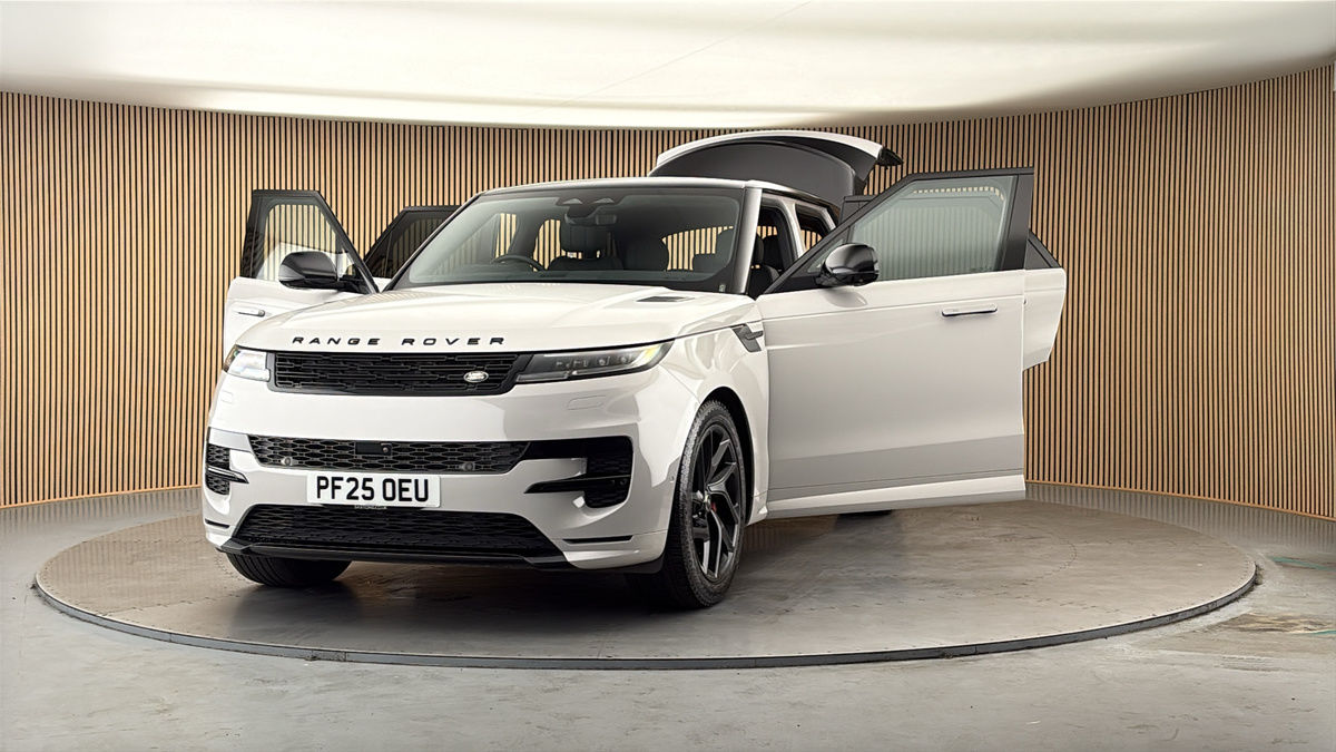 More views of Land Rover Range Rover Sport