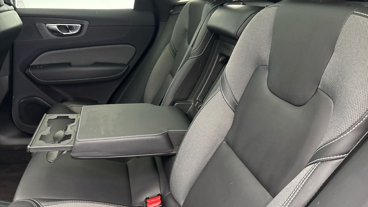 Volvo XC60 Image 9