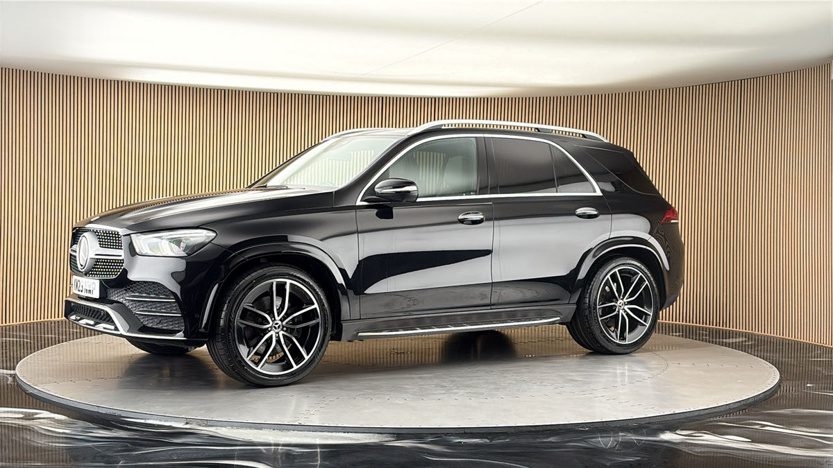 More views of Mercedes-Benz GLE