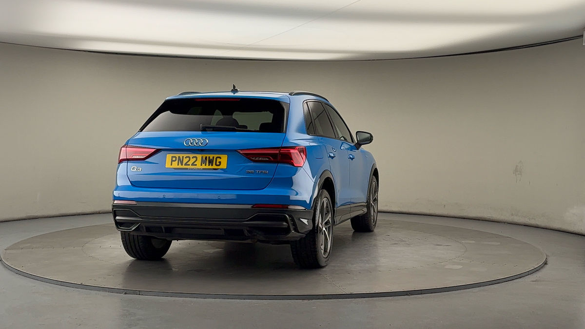 More views of Audi Q3
