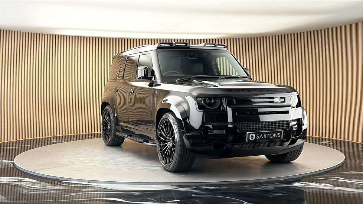 More views of Land Rover Defender 110