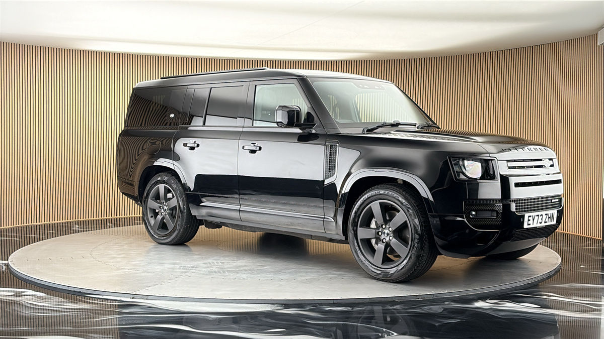 More views of Land Rover Defender 130