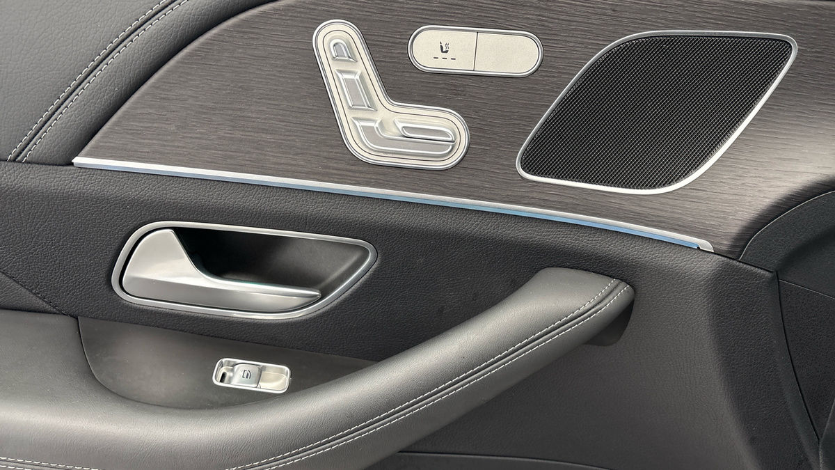 Mercedes-Benz GLE Image 19