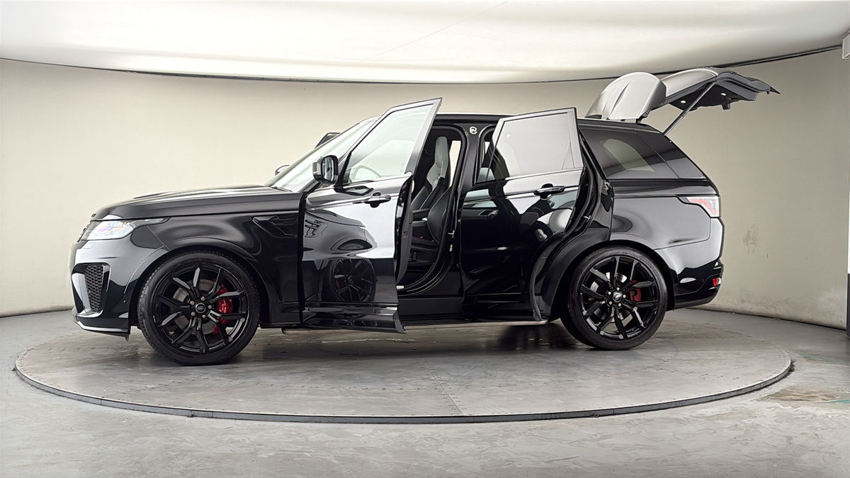 More views of Land Rover Range Rover Sport