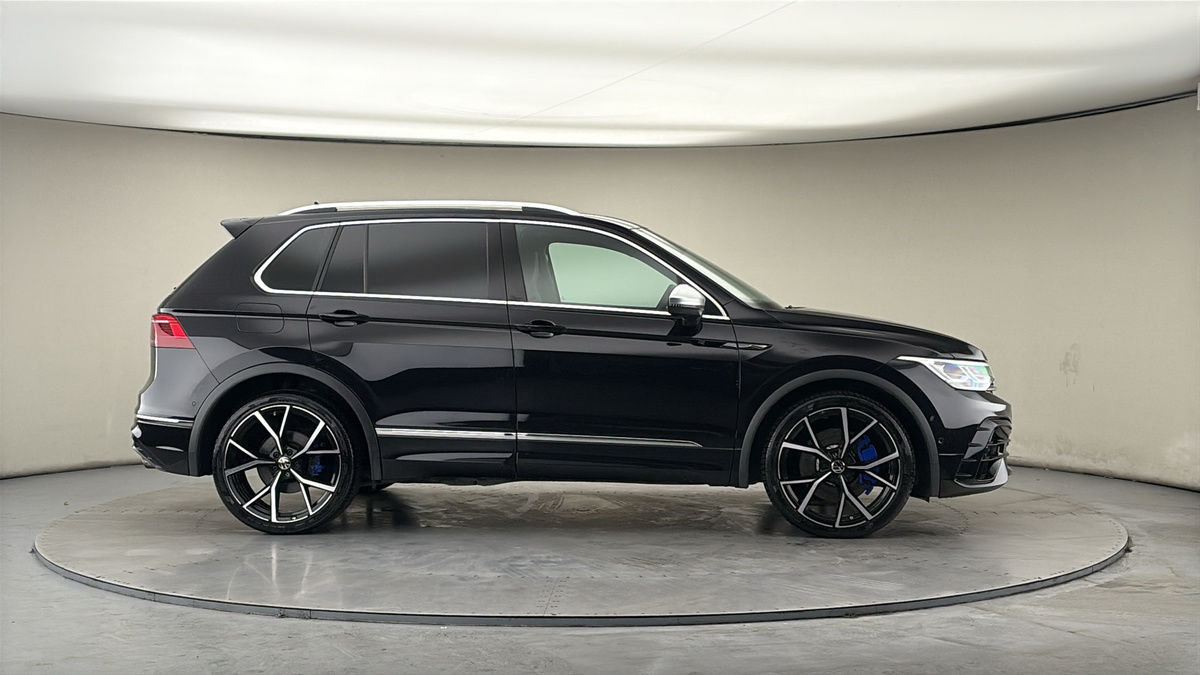 More views of Volkswagen Tiguan