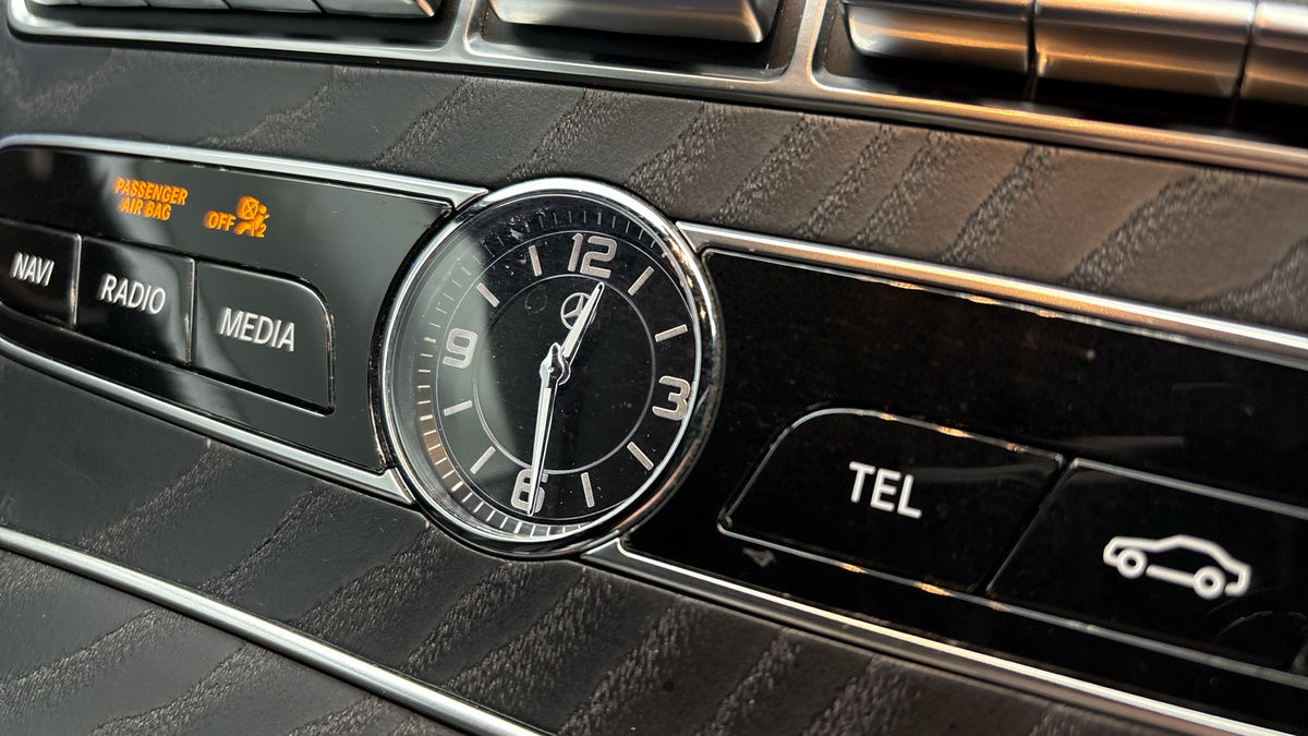 Mercedes-Benz E Class Image 6