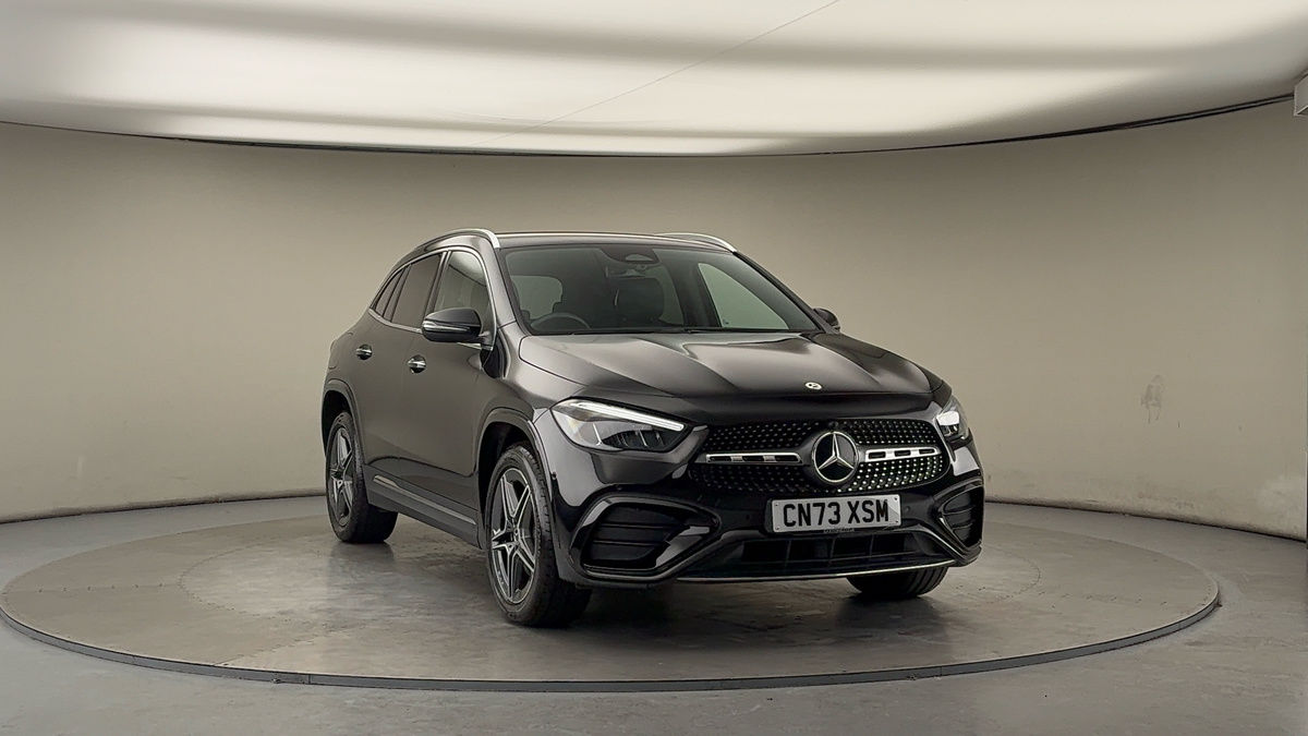 More views of Mercedes-Benz GLA