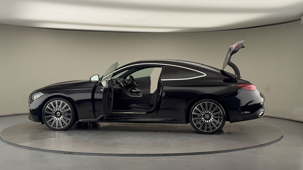 More views of Mercedes-Benz CLE