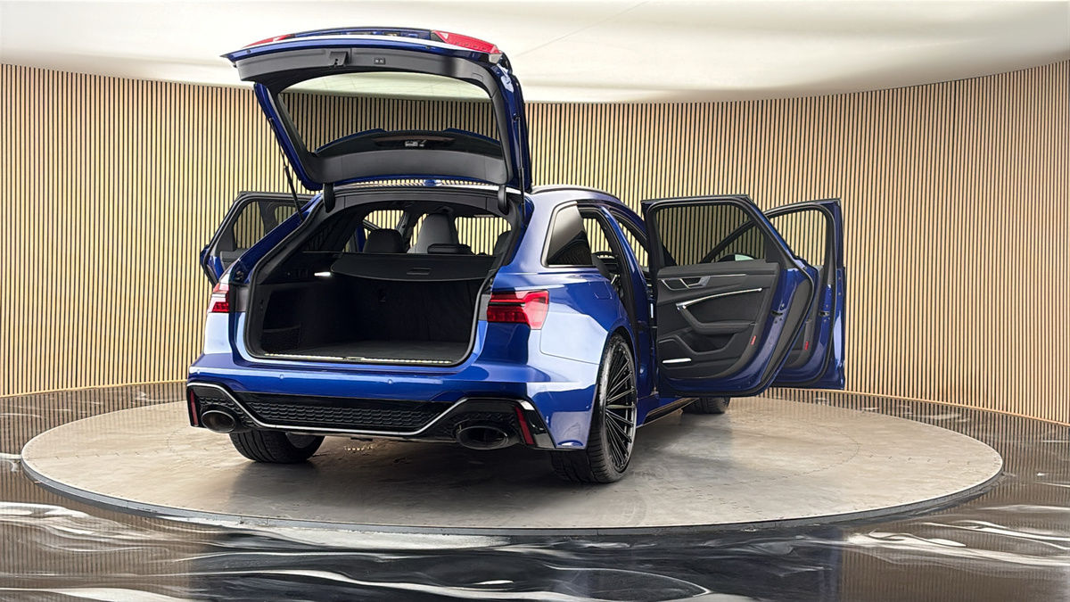 More views of Audi RS6 Avant