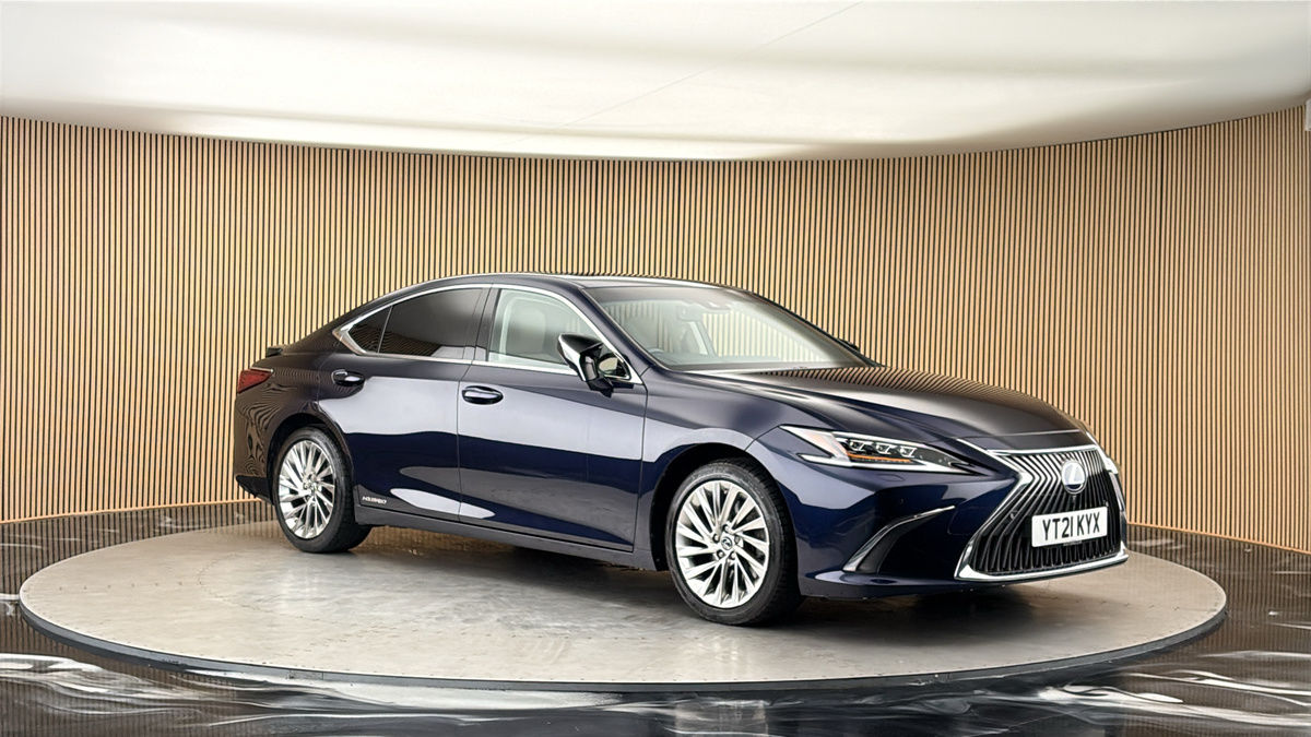 More views of Lexus ES
