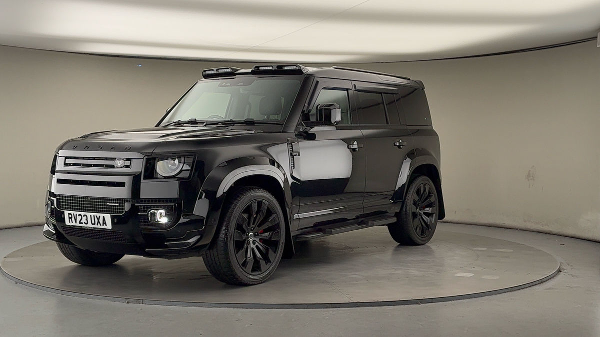 More views of Land Rover Defender 110