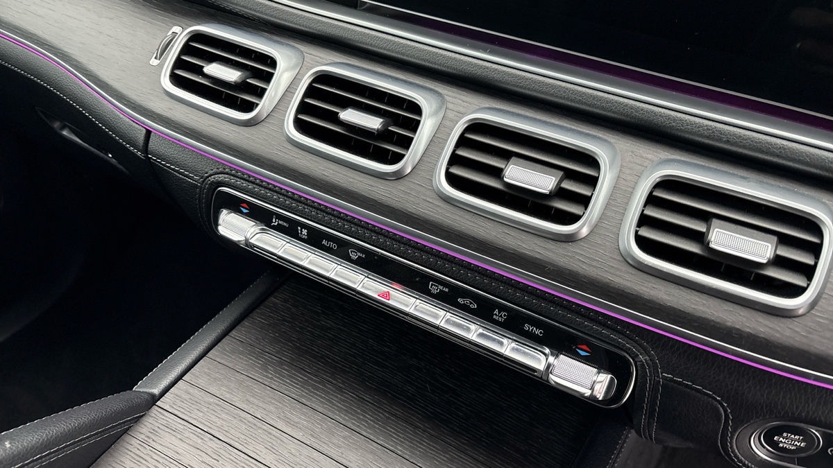 Mercedes-Benz GLE Image 26