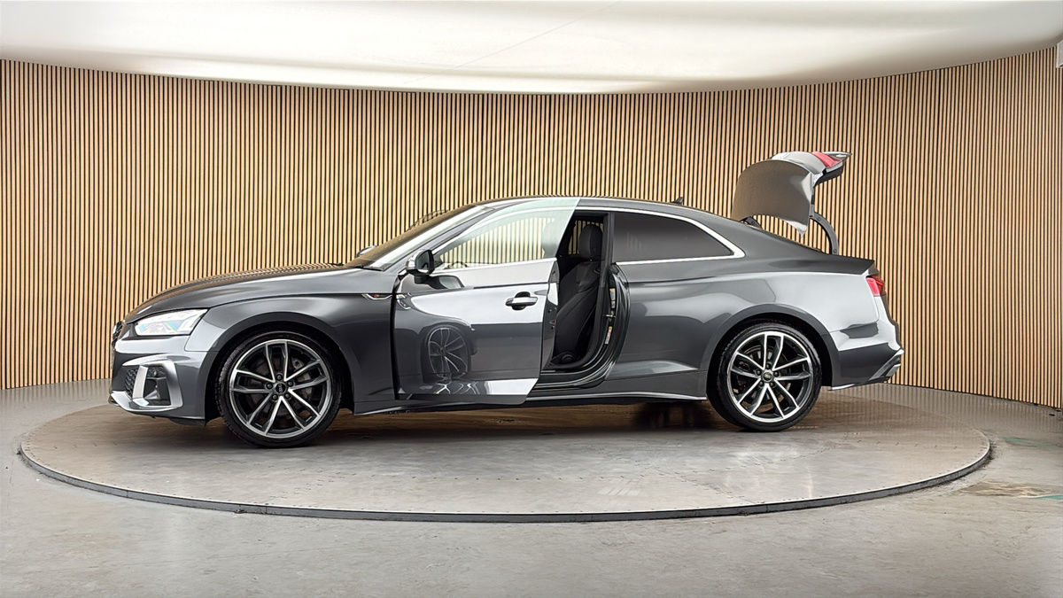 More views of Audi A5