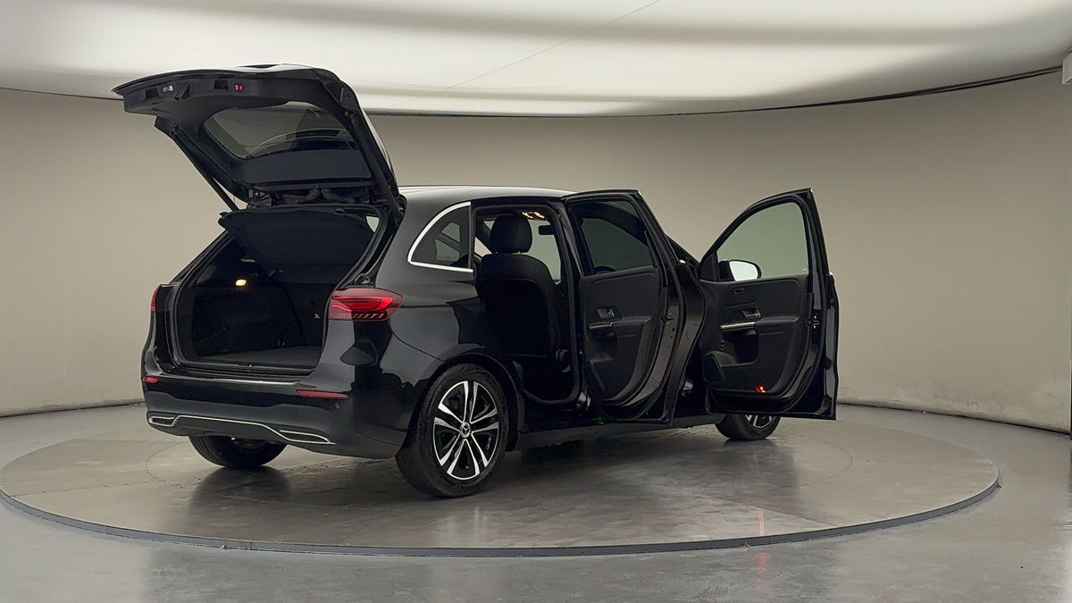 More views of Mercedes-Benz B Class