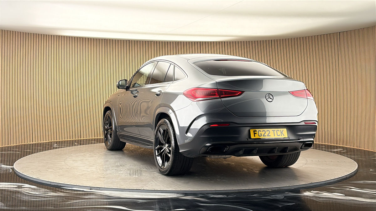 More views of Mercedes-Benz GLE