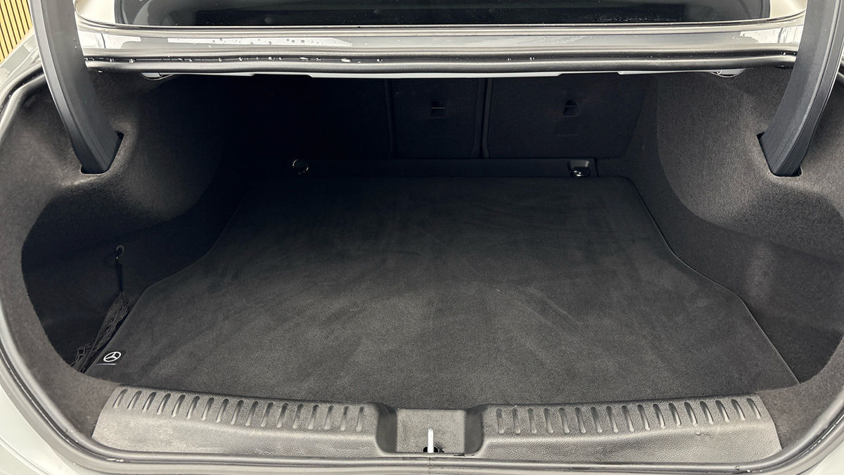 Mercedes-Benz CLA Image 11