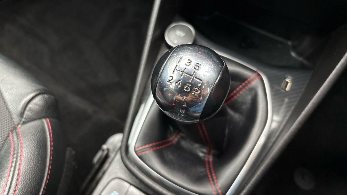 Ford Fiesta Image 6