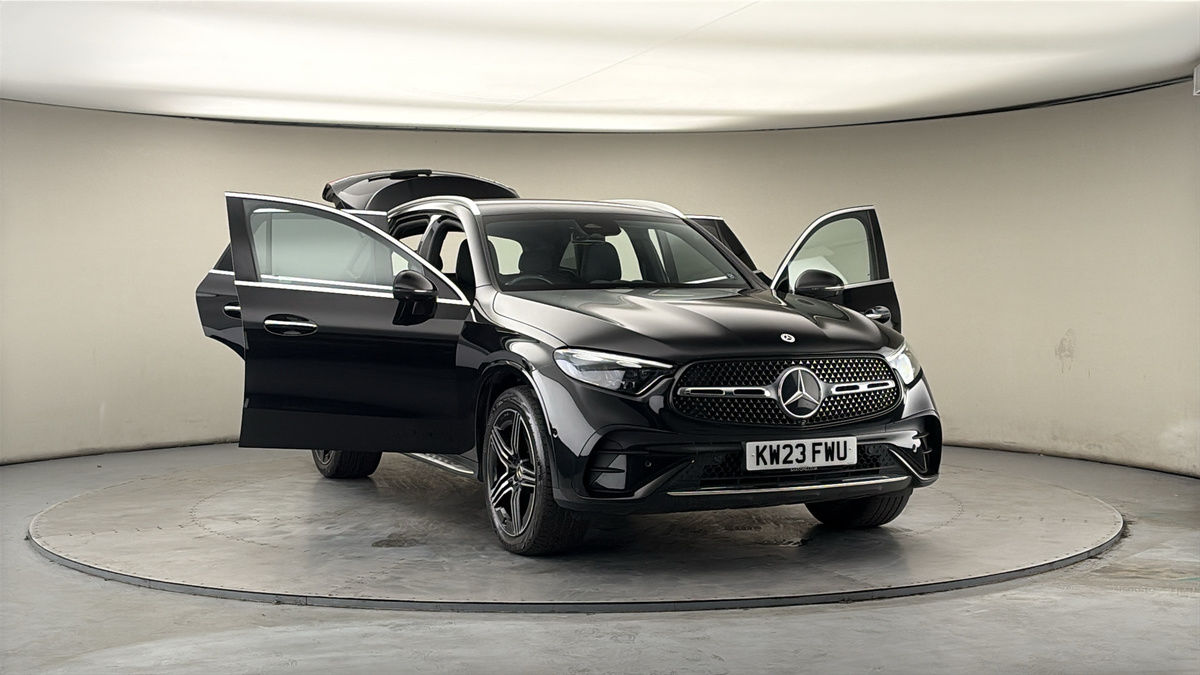 More views of Mercedes-Benz GLC