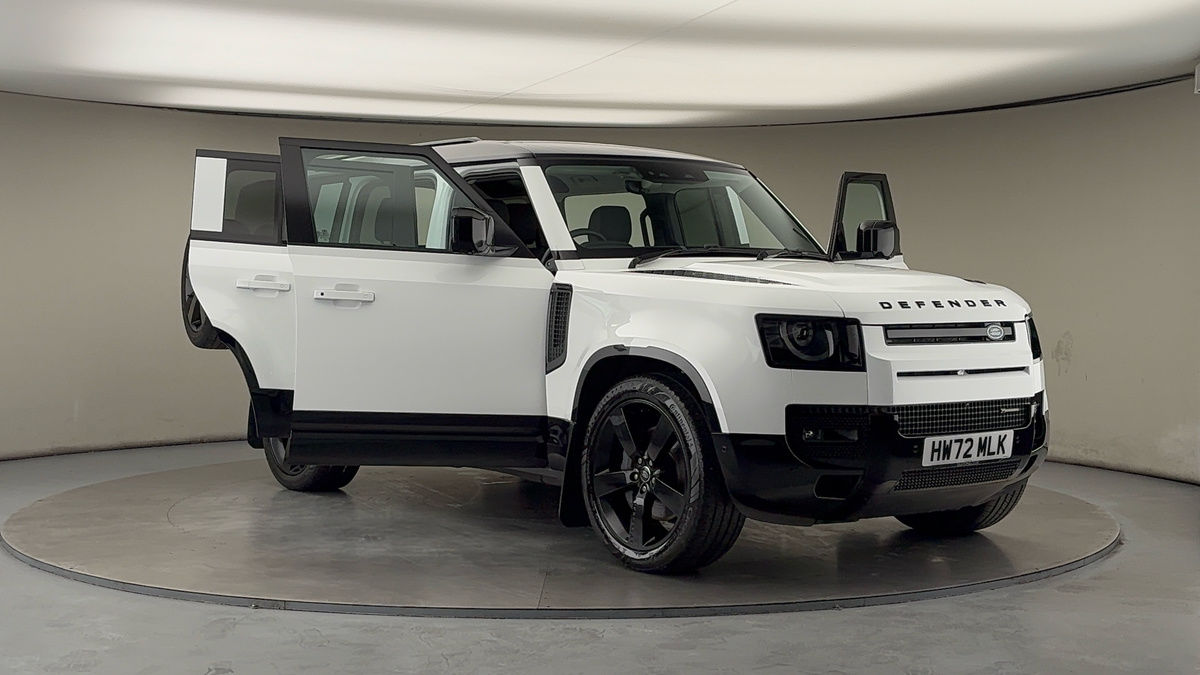 More views of Land Rover Defender 110