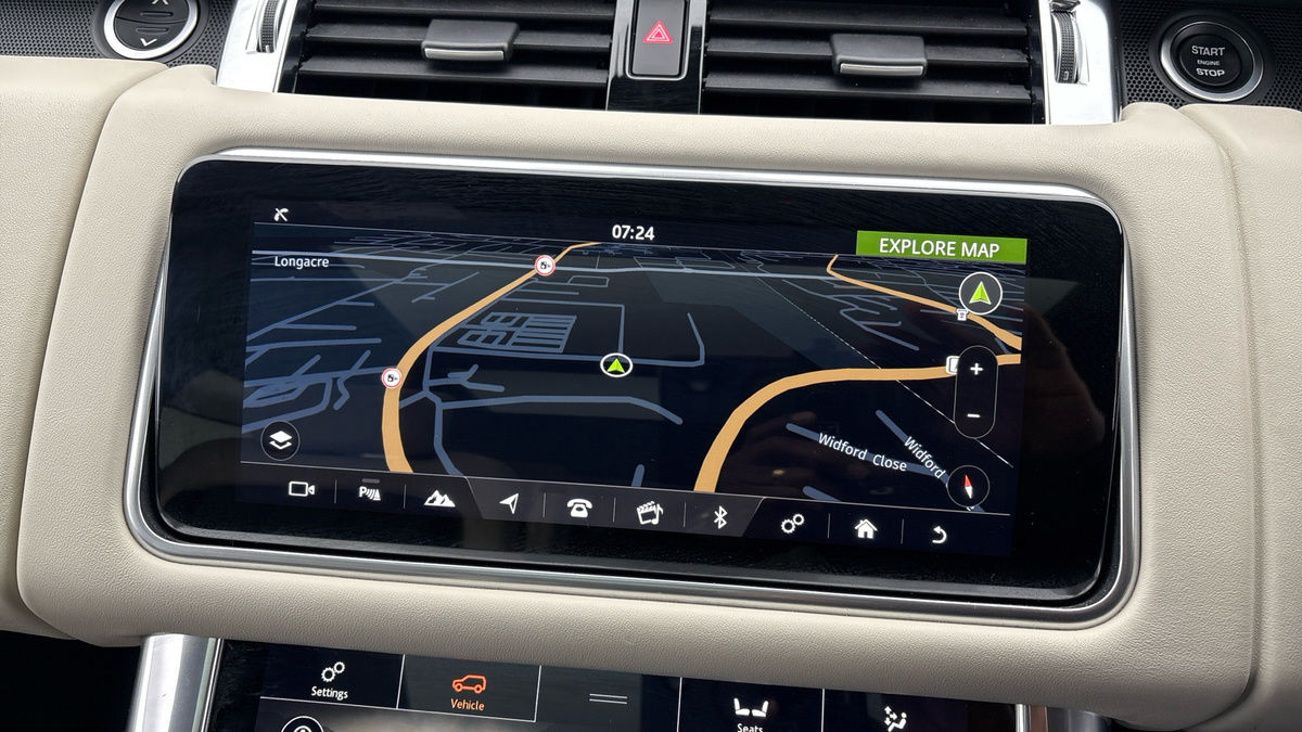 Land Rover Range Rover Sport Image 17