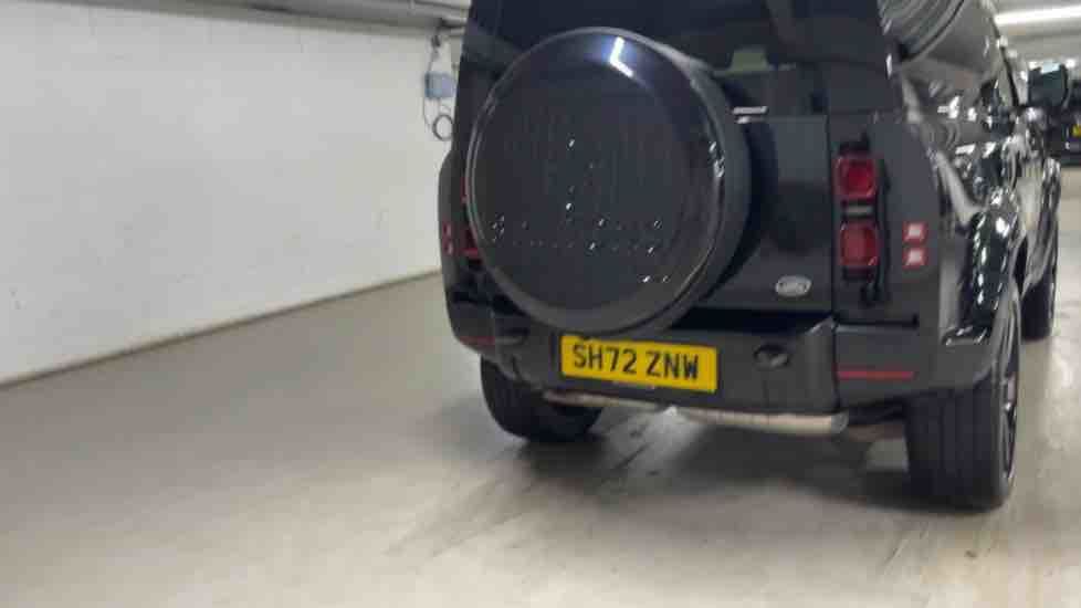 More views of Land Rover Defender 90